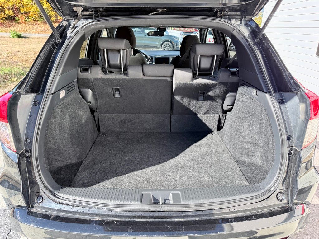 2022 Honda HR-V Sport | AWD, Lane Assist, Heated Seats, Sunroof in COLDBROOK, Nova Scotia - 22 - w1024h768px
