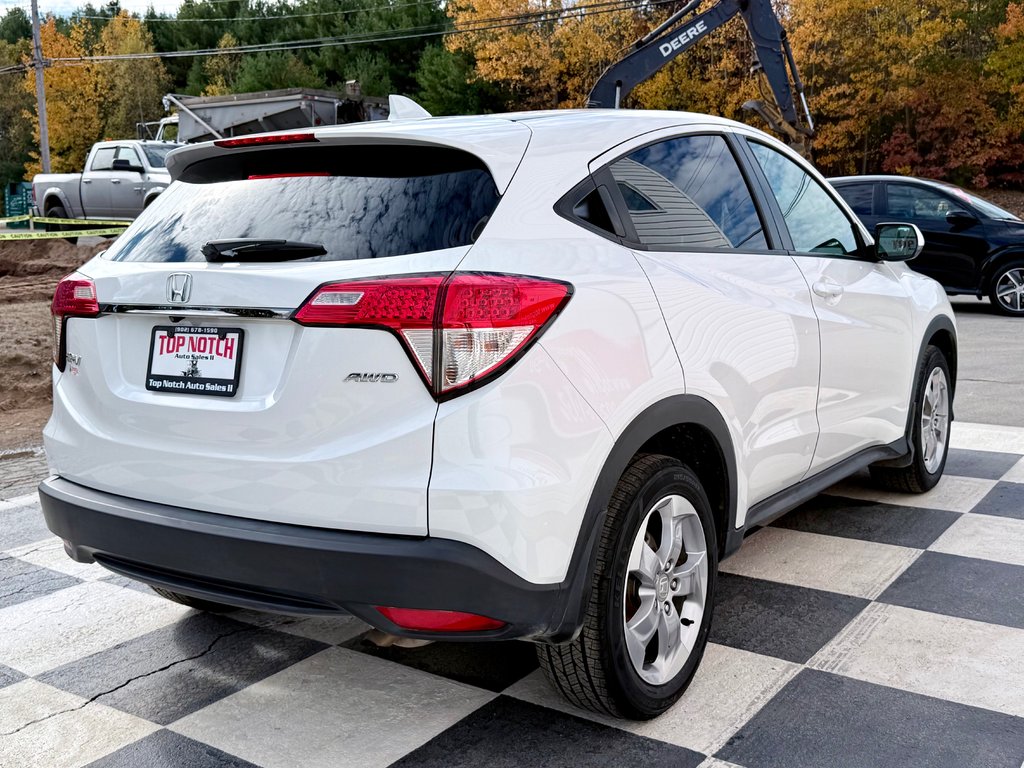 2022 Honda HR-V LX | Heated Seats, Bluetooth Hands-Free Controls in COLDBROOK, Nova Scotia - 4 - w1024h768px