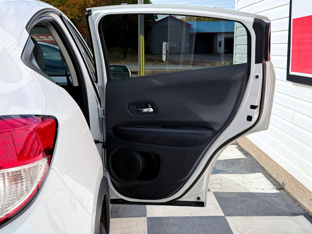 2022 Honda HR-V LX | Heated Seats, Bluetooth Hands-Free Controls in COLDBROOK, Nova Scotia - 20 - w1024h768px
