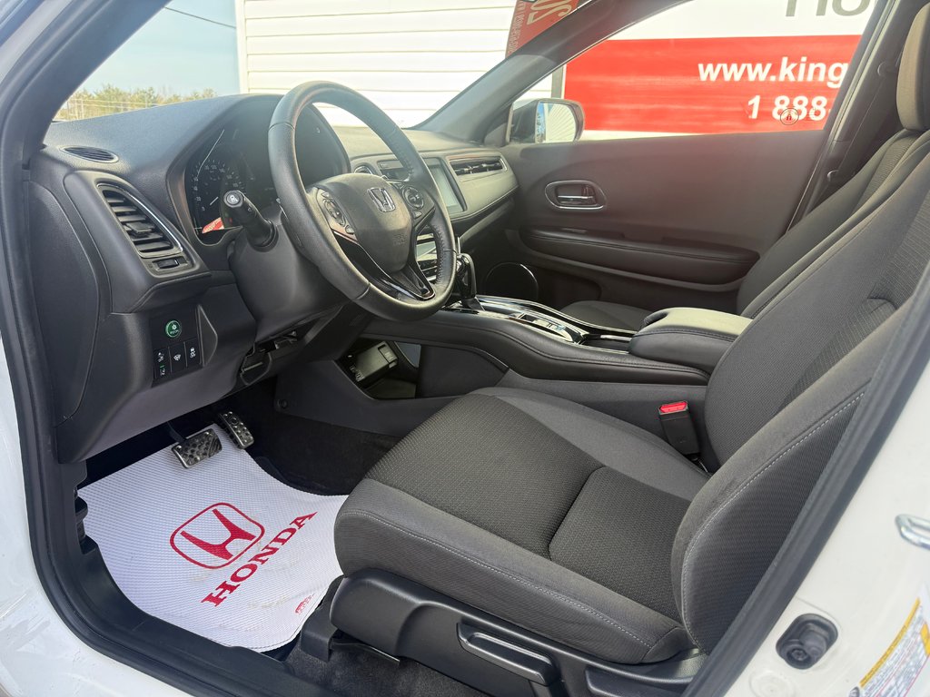 2022 Honda HR-V Sport, Keyless entry, backup camera in COLDBROOK, Nova Scotia - 9 - w1024h768px
