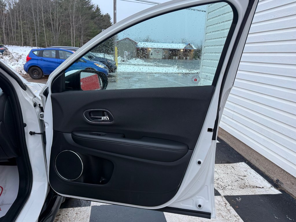 Honda HR-V Sport, Keyless entry, remote start, backup camera 2022 à Kentville, Nouvelle-Écosse - 19 - w1024h768px