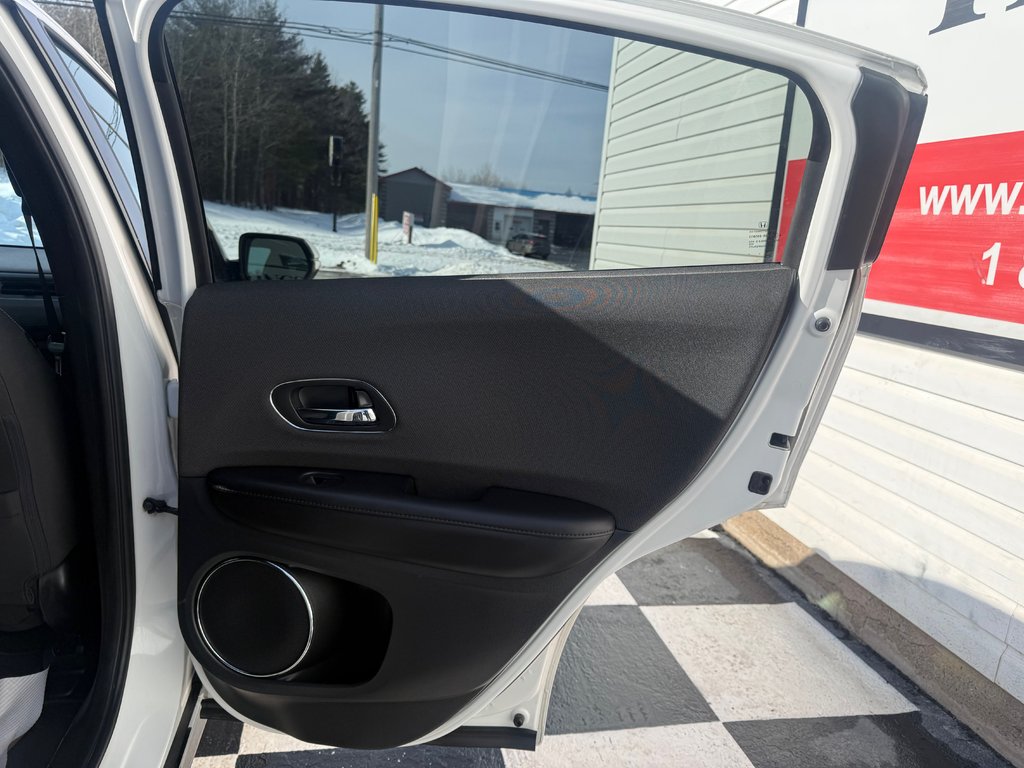 2022 Honda HR-V Sport, Keyless entry, backup camera in COLDBROOK, Nova Scotia - 17 - w1024h768px