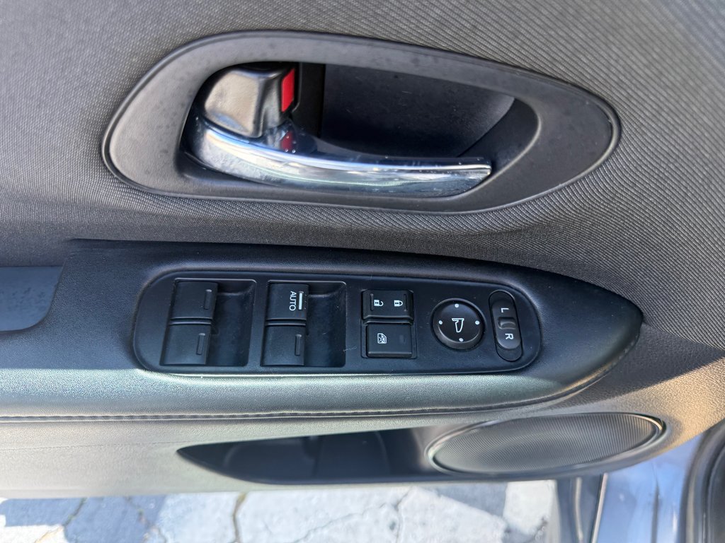 2022 Honda HR-V LX, keyless entry, backup camera, Bluetooth in COLDBROOK, Nova Scotia - 8 - w1024h768px