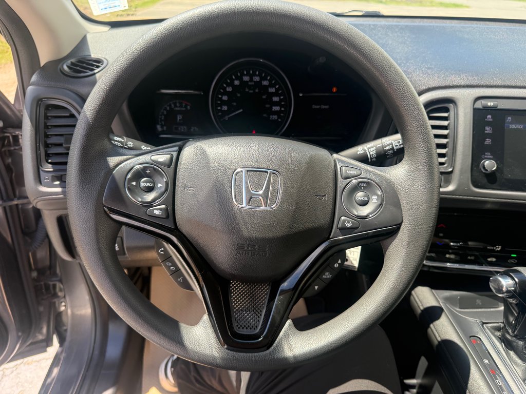 2022 Honda HR-V LX, keyless entry, backup camera, Bluetooth in COLDBROOK, Nova Scotia - 10 - w1024h768px