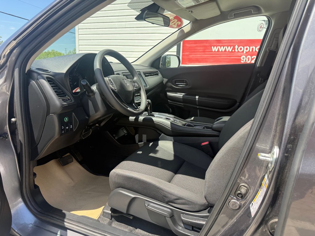 2022 Honda HR-V LX, keyless entry, backup camera, Bluetooth in COLDBROOK, Nova Scotia - 9 - w1024h768px