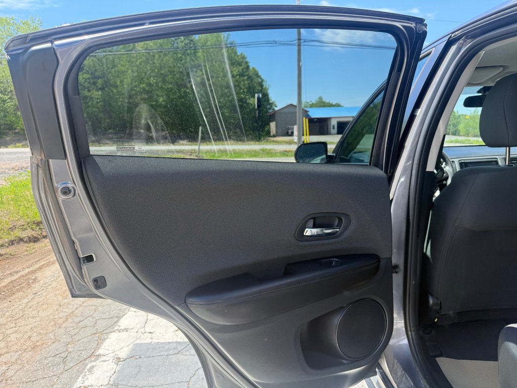 2022 Honda HR-V LX, keyless entry, backup camera, Bluetooth in COLDBROOK, Nova Scotia - 13 - w1024h768px