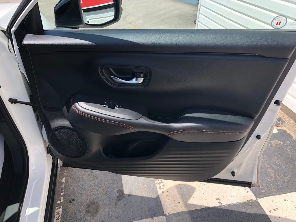 Honda HR-V Sport - sunroof, reverse camera, hands free, a/c 2023 à COLDBROOK, Nouvelle-Écosse - 23 - w1024h768px