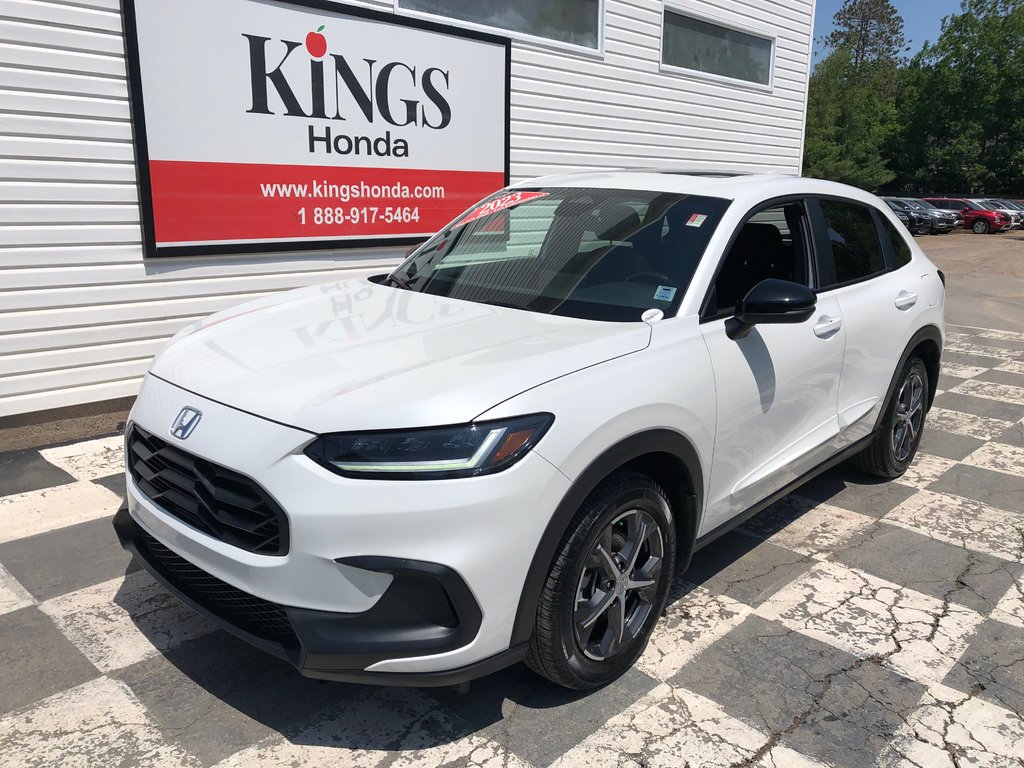 Honda HR-V Sport - sunroof, reverse camera, hands free, a/c 2023 à COLDBROOK, Nouvelle-Écosse - 1 - w1024h768px