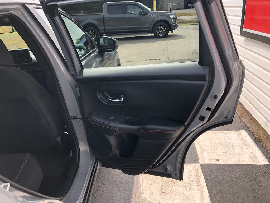 2023 Honda HR-V Sport - Sunroof, Reverse Camera, Carplay in COLDBROOK, Nova Scotia - 23 - w1024h768px