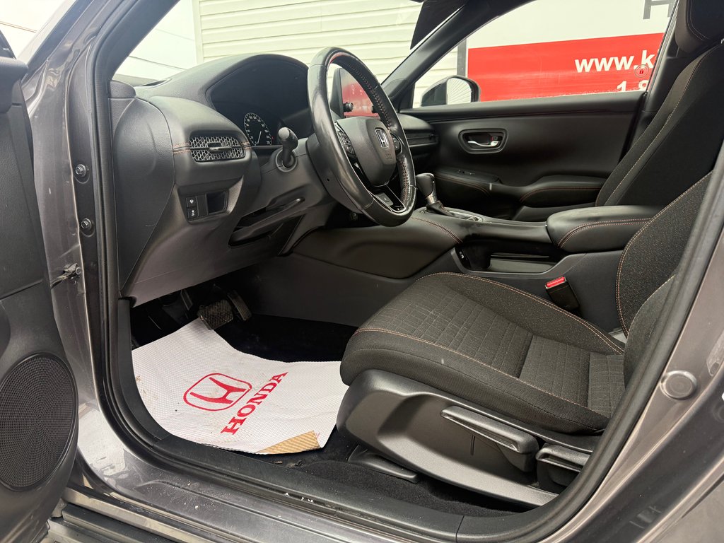 Honda HR-V Sport, Keyless entry, remote start, backup camera 2023 à COLDBROOK, Nouvelle-Écosse - 9 - w1024h768px