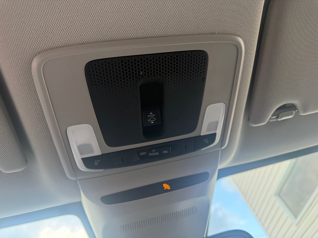 2025 Honda HR-V EX-L Navi, keyless entry, remote start, navigation in Kentville, Nova Scotia - 14 - w1024h768px