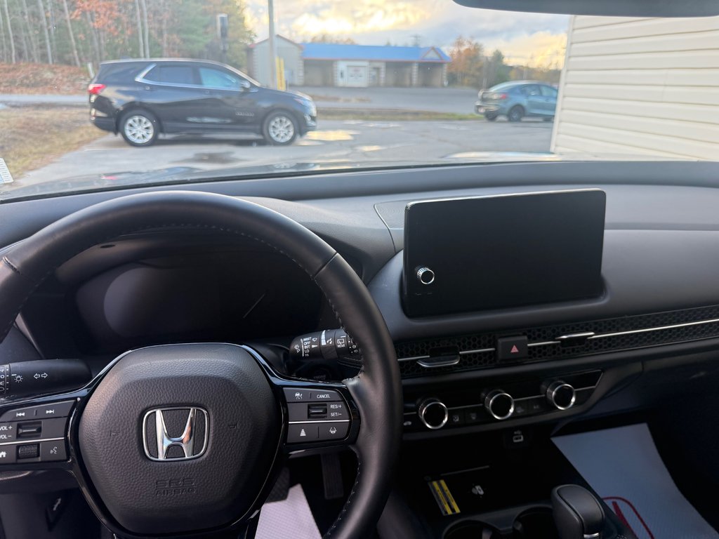 2025 Honda HR-V EX-L Navi, keyless entry, remote start, navigation in Kentville, Nova Scotia - 10 - w1024h768px