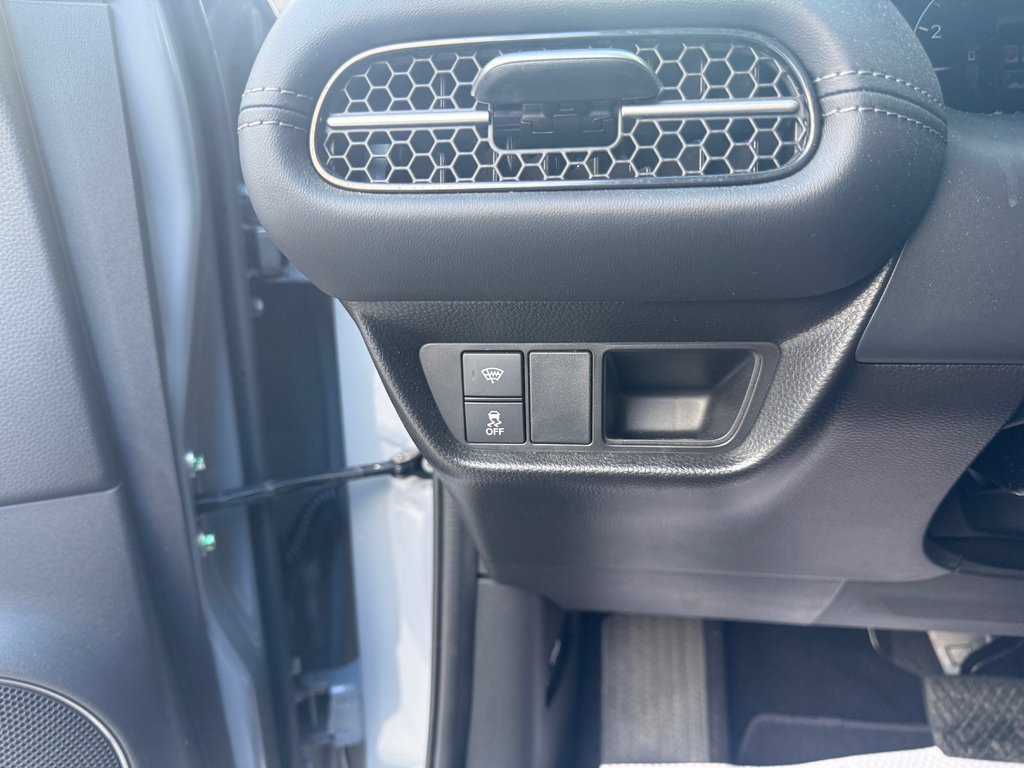 2025 Honda HR-V EX-L Navi, keyless entry, remote start, navigation in COLDBROOK, Nova Scotia - 13 - w1024h768px