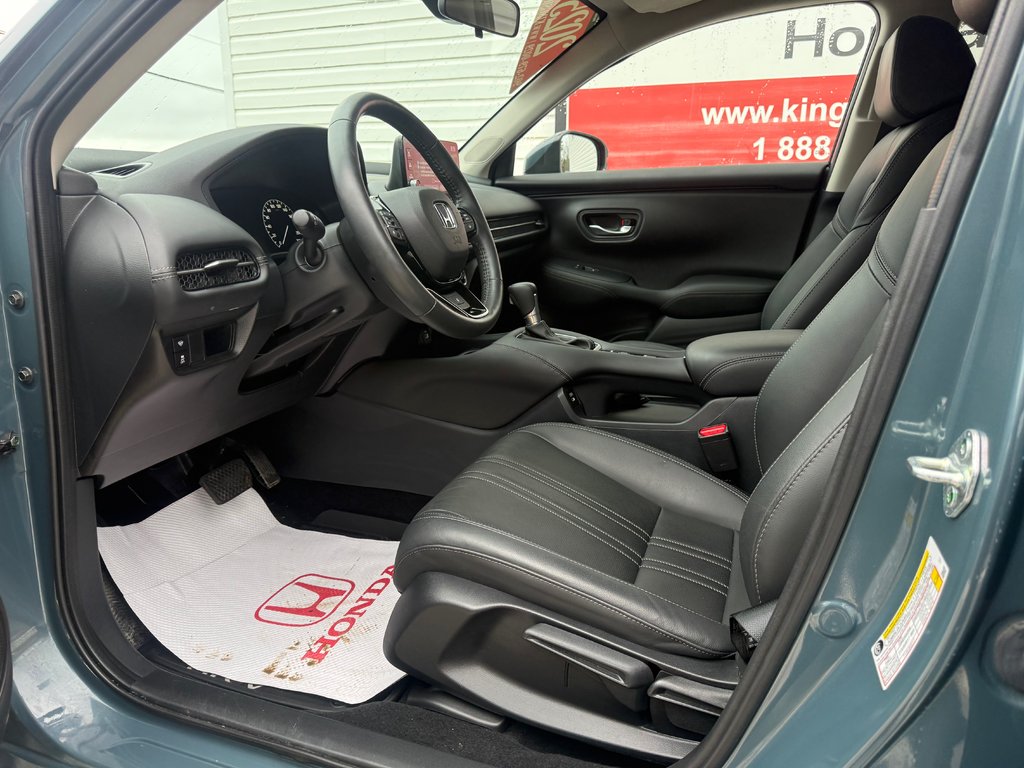 2025 Honda HR-V EX-L Navi, keyless entry, backup camera, Bluetooth in Kentville, Nova Scotia - 9 - w1024h768px