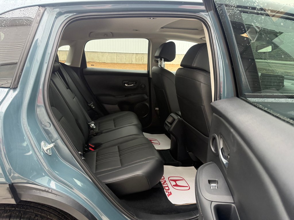 2025 Honda HR-V EX-L Navi, keyless entry, backup camera, Bluetooth in Kentville, Nova Scotia - 18 - w1024h768px