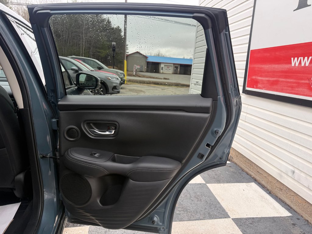 2025 Honda HR-V EX-L Navi, keyless entry, backup camera, Bluetooth in Kentville, Nova Scotia - 17 - w1024h768px