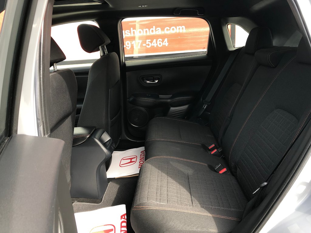 Honda HRV Sport - Sunroof, Heated Seats, Reverse Camera 2023 à COLDBROOK, Nouvelle-Écosse - 20 - w1024h768px