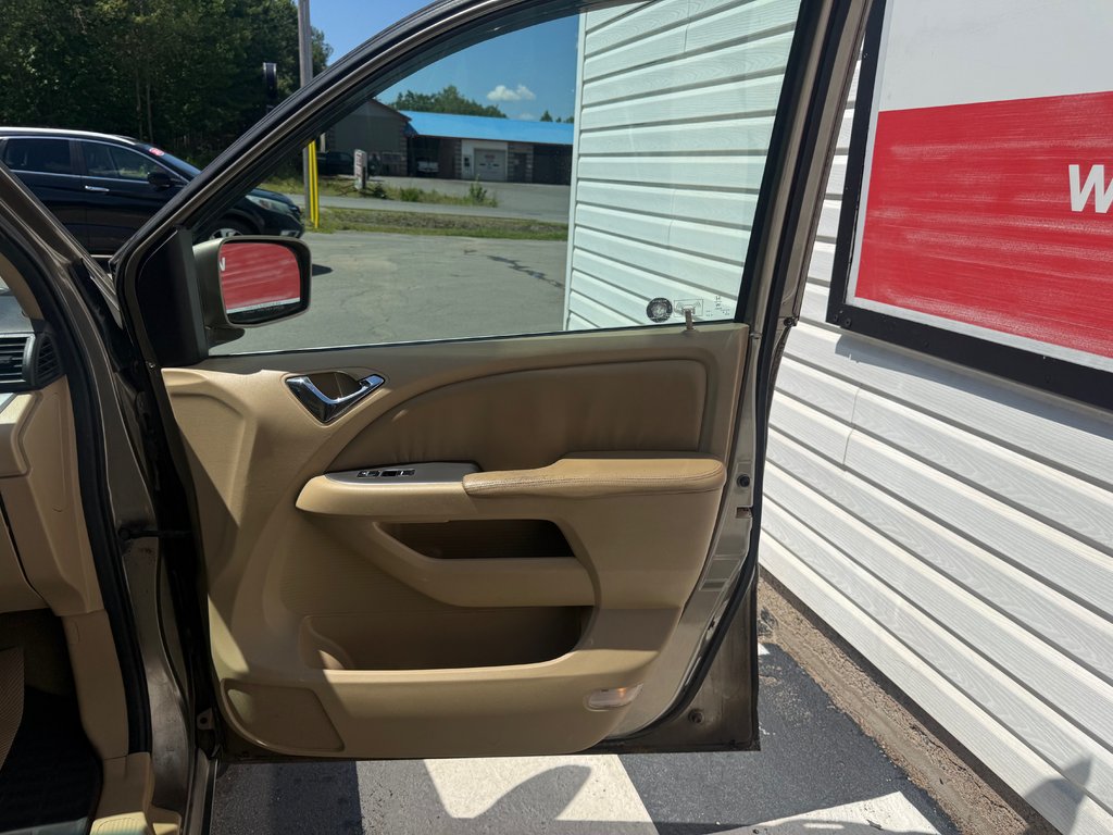 2010 Honda ODYSSEY EX-L, Keyless entry, MP3, Cruise control in COLDBROOK, Nova Scotia - 20 - w1024h768px