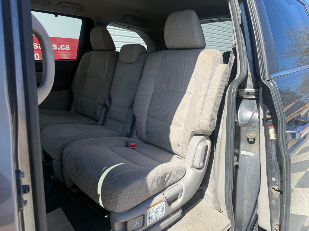 2012 Honda ODYSSEY EX-L, keyless entry, backup camera, Bluetooth in COLDBROOK, Nova Scotia - 14 - w1024h768px