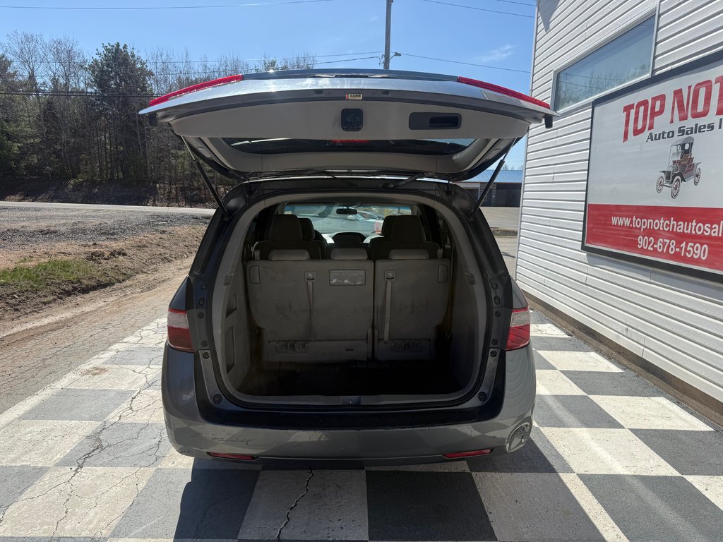 2012 Honda ODYSSEY EX-L, keyless entry, backup camera, Bluetooth in COLDBROOK, Nova Scotia - 16 - w1024h768px