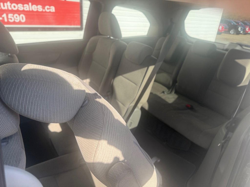2013 Honda ODYSSEY EX, Keyless entry, Storable rear seats, backup cam in COLDBROOK, Nova Scotia - 18 - w1024h768px