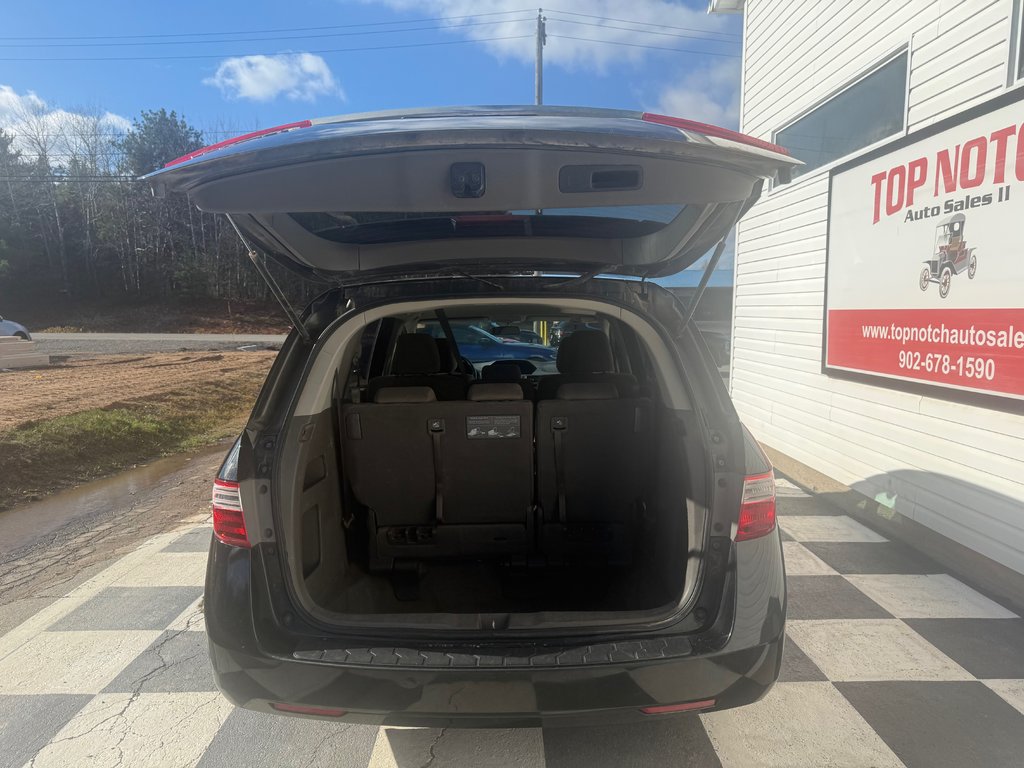 2013 Honda ODYSSEY EX, Keyless entry, Storable rear seats, backup cam in COLDBROOK, Nova Scotia - 19 - w1024h768px