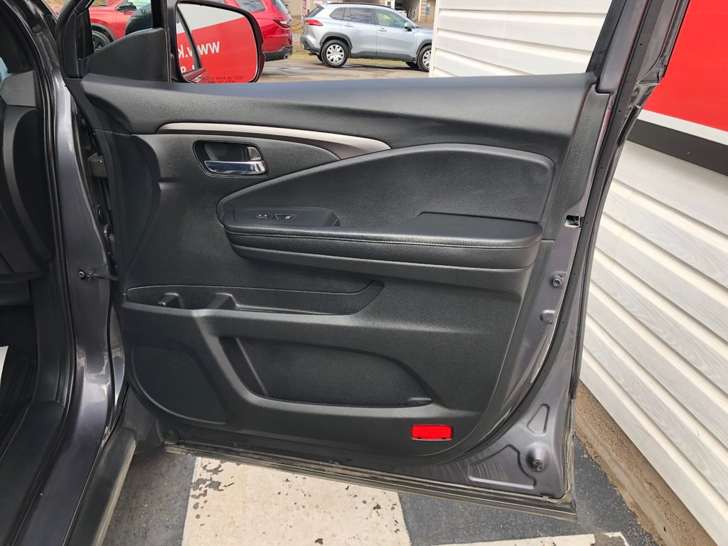 Honda Passport EX-L - sunroof, reverse camera, hands free, a/c 2020 à Kentville, Nouvelle-Écosse - 24 - w1024h768px