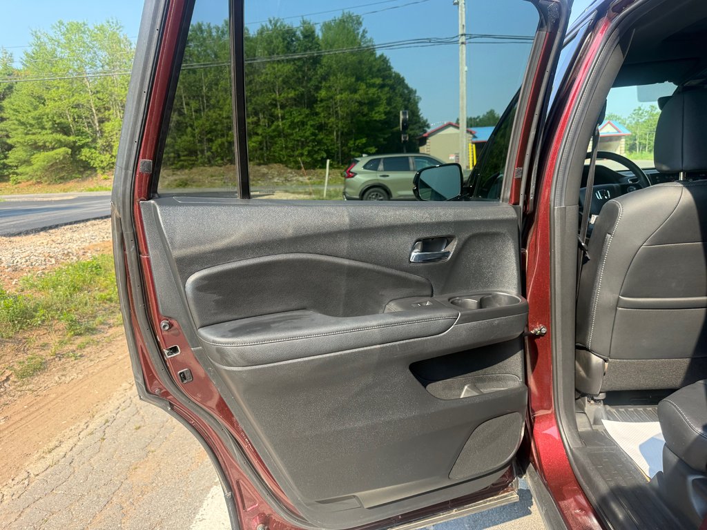 2021 Honda PASSPORT Touring, keyless entry, backup camera, Bluetooth in Kentville, Nova Scotia - 13 - w1024h768px