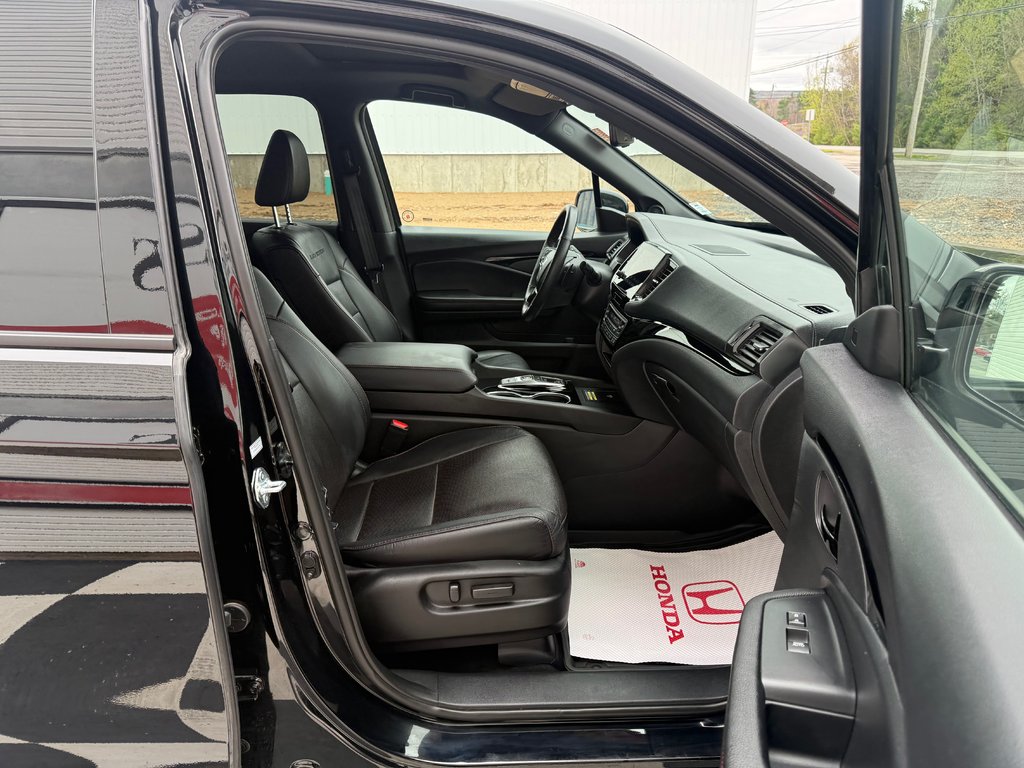 2025 Honda PASSPORT Black Edition, keyless entry, backup camera, Bluet in Kentville, Nova Scotia - 20 - w1024h768px