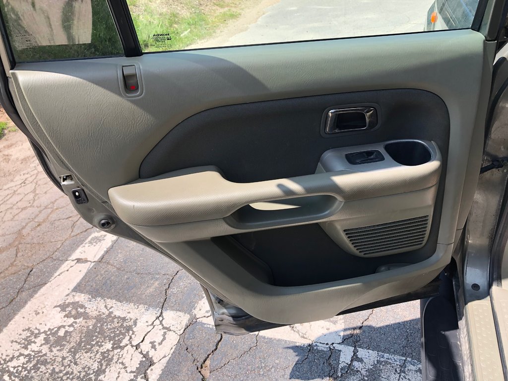 2007 Honda Pilot LX - cruise control, cd player, power windows in COLDBROOK, Nova Scotia - 16 - w1024h768px