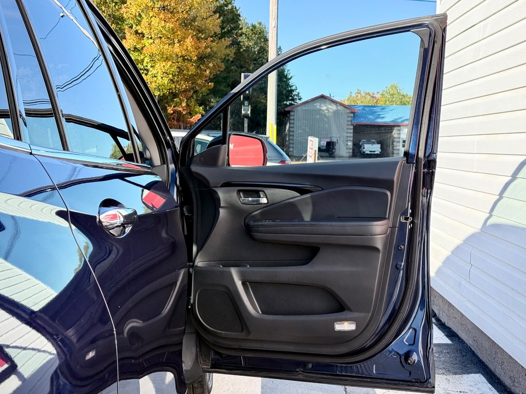 2020 Honda PILOT Touring | 7-Passenger, Panoramic Sunroof in COLDBROOK, Nova Scotia - 27 - w1024h768px