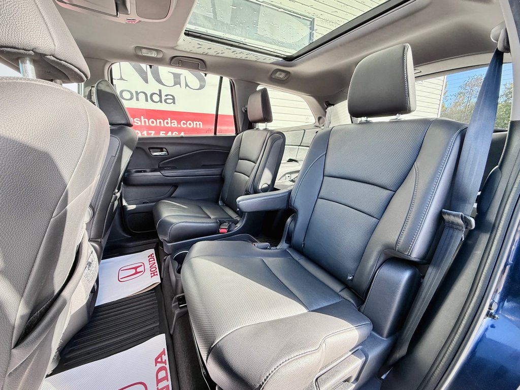 2020 Honda PILOT Touring | 7-Passenger, Panoramic Sunroof in COLDBROOK, Nova Scotia - 21 - w1024h768px