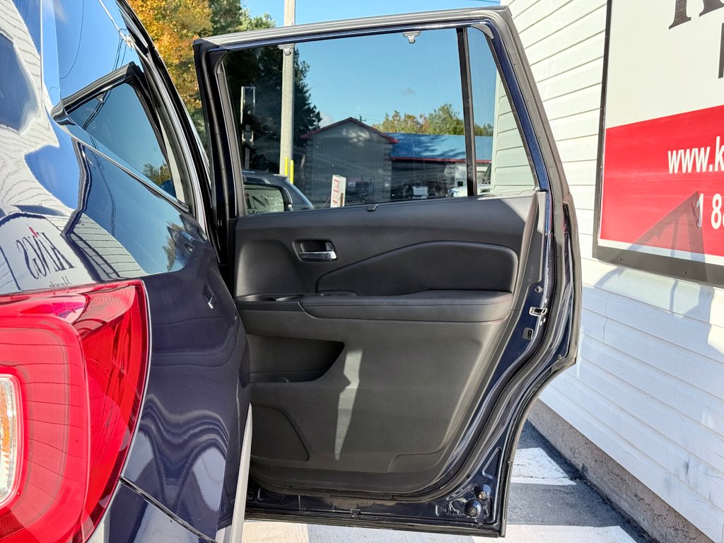 2020 Honda PILOT Touring | 7-Passenger, Panoramic Sunroof in COLDBROOK, Nova Scotia - 25 - w1024h768px