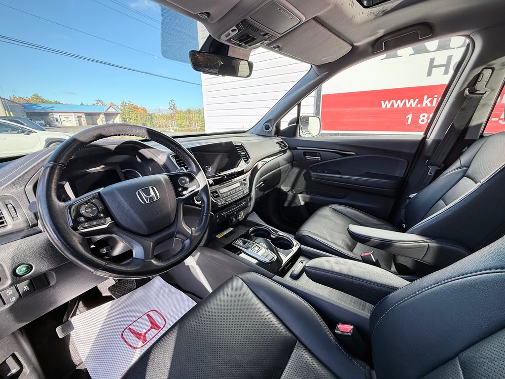 2020 Honda PILOT Touring | 7-Passenger, Panoramic Sunroof in COLDBROOK, Nova Scotia - 9 - w1024h768px