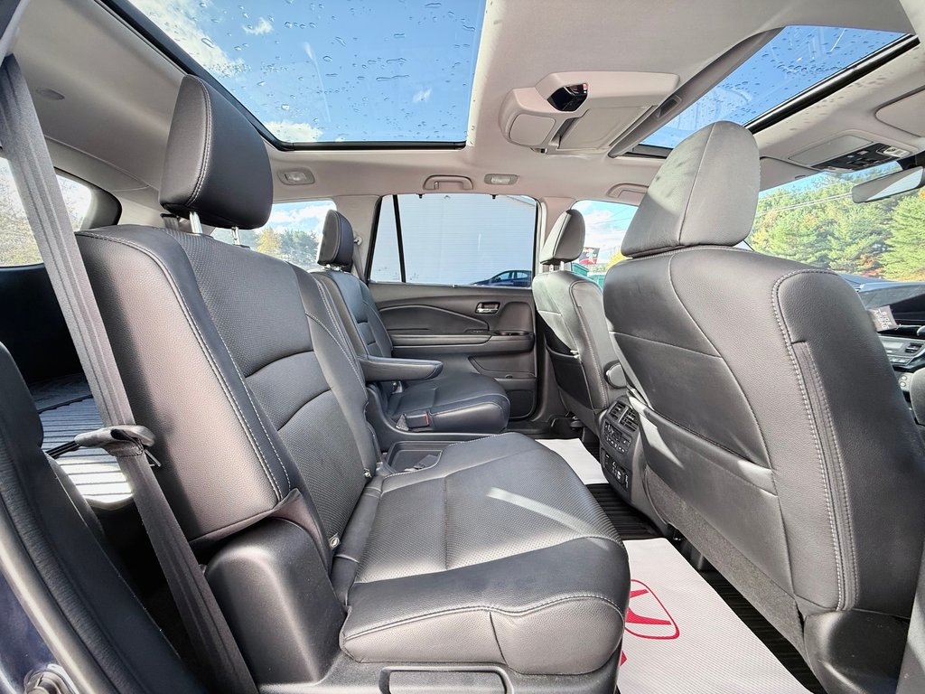 2020 Honda PILOT Touring | 7-Passenger, Panoramic Sunroof in COLDBROOK, Nova Scotia - 26 - w1024h768px
