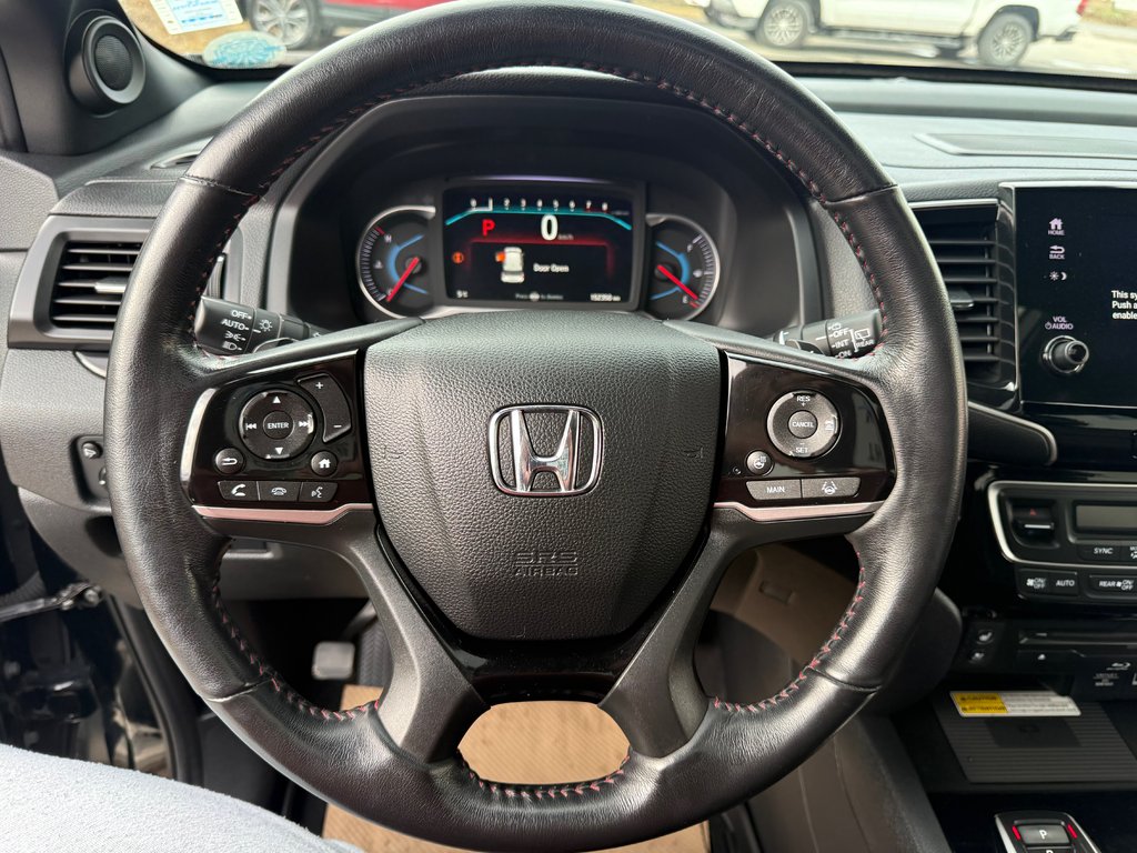 2020 Honda PILOT Black Edition, keyless entry, remote start. DVD in Kentville, Nova Scotia - 10 - w1024h768px