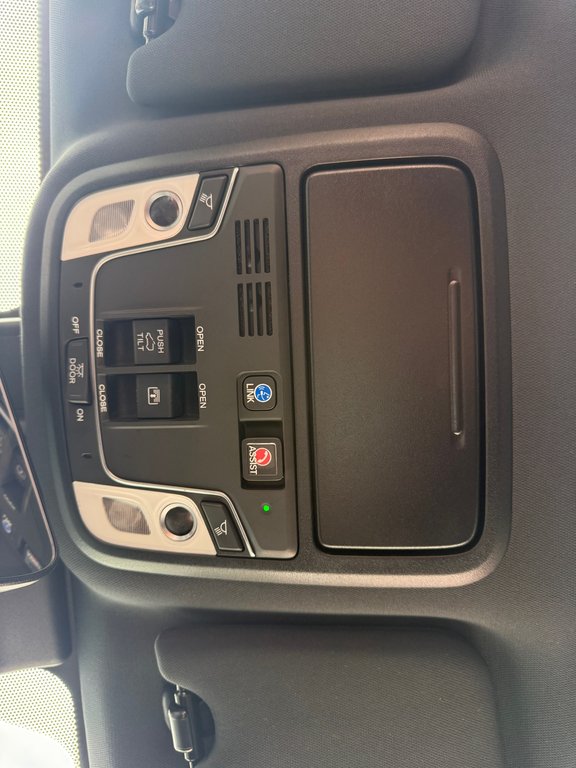 2020 Honda PILOT Black Edition, keyless entry, remote start. DVD in Kentville, Nova Scotia - 14 - w1024h768px