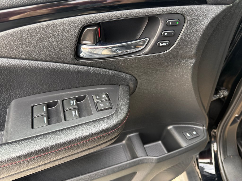 2020 Honda PILOT Black Edition, keyless entry, remote start. DVD in Kentville, Nova Scotia - 8 - w1024h768px