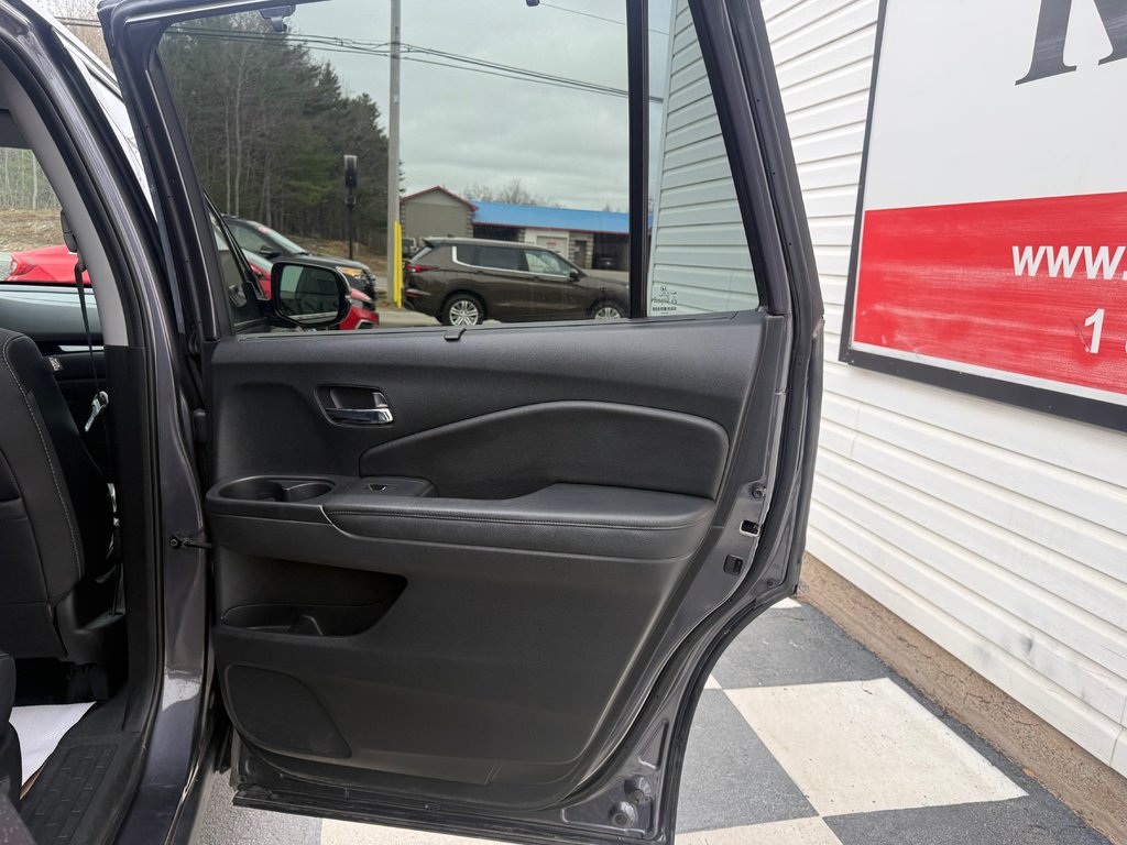 Honda PILOT Touring 7-Passenger, keyless entry, Remote Start 2021 à Kentville, Nouvelle-Écosse - 19 - w1024h768px