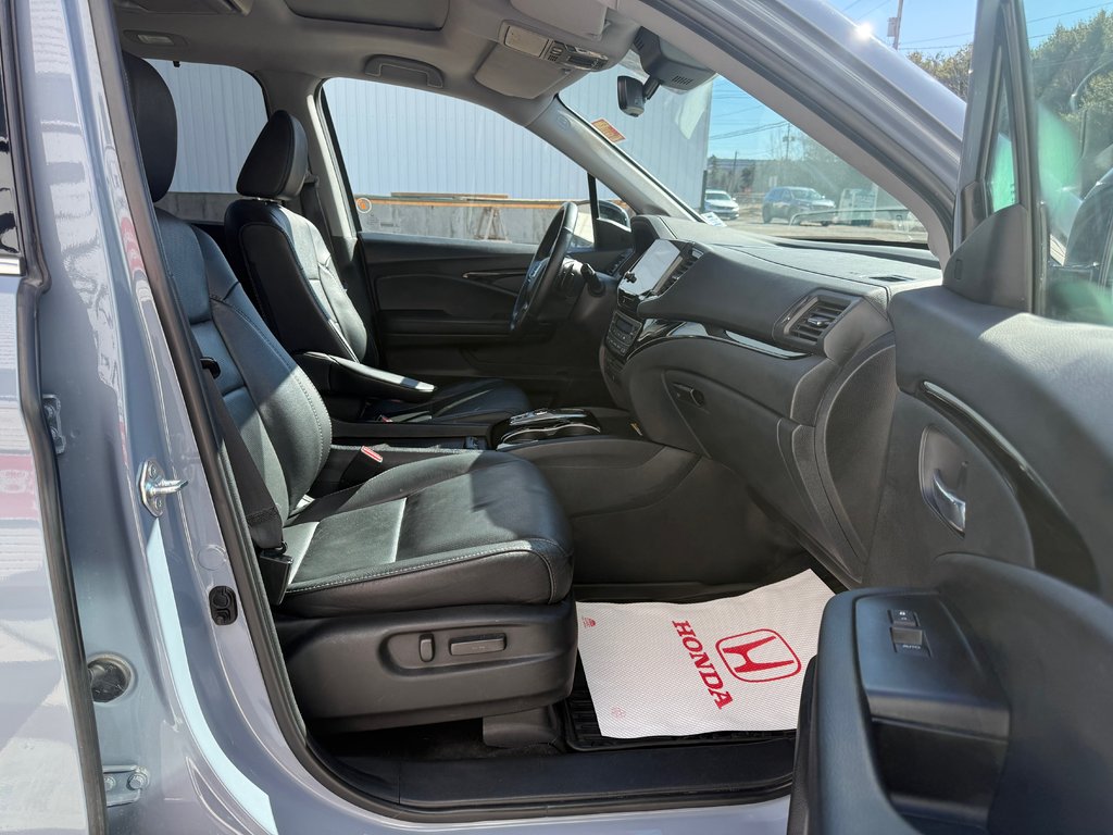 2022 Honda PILOT Touring, keyless entry, backup camera, Bluetooth in Kentville, Nova Scotia - 21 - w1024h768px