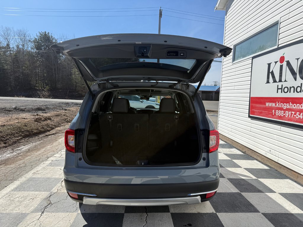 2022 Honda PILOT Touring, keyless entry, backup camera, Bluetooth in Kentville, Nova Scotia - 17 - w1024h768px