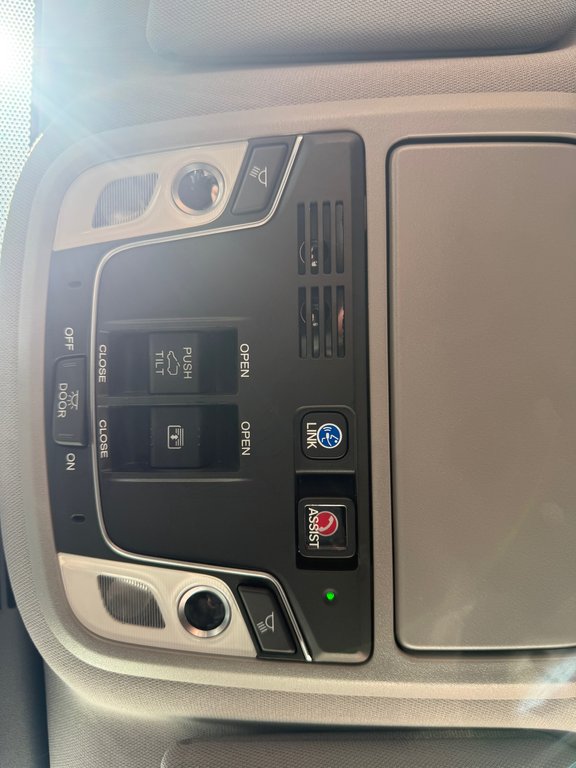 2022 Honda PILOT Touring, keyless entry, backup camera, Bluetooth in Kentville, Nova Scotia - 13 - w1024h768px