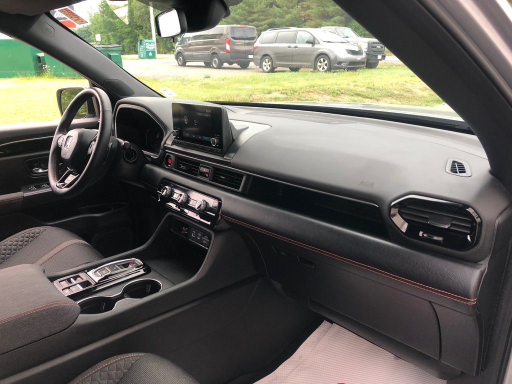 2023 Honda Pilot Sport - power seats, hands free, reverse camera in COLDBROOK, Nova Scotia - 25 - w1024h768px