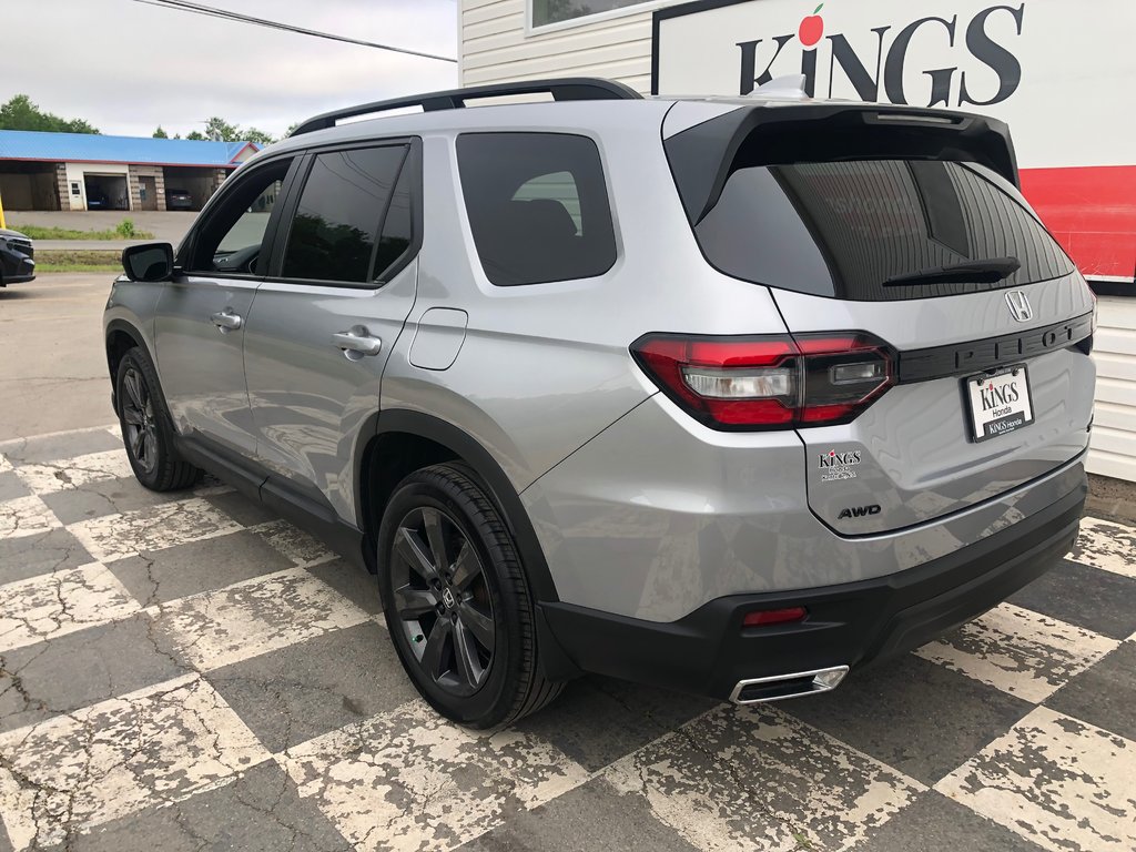 2023 Honda Pilot Sport - power seats, hands free, reverse camera in COLDBROOK, Nova Scotia - 6 - w1024h768px