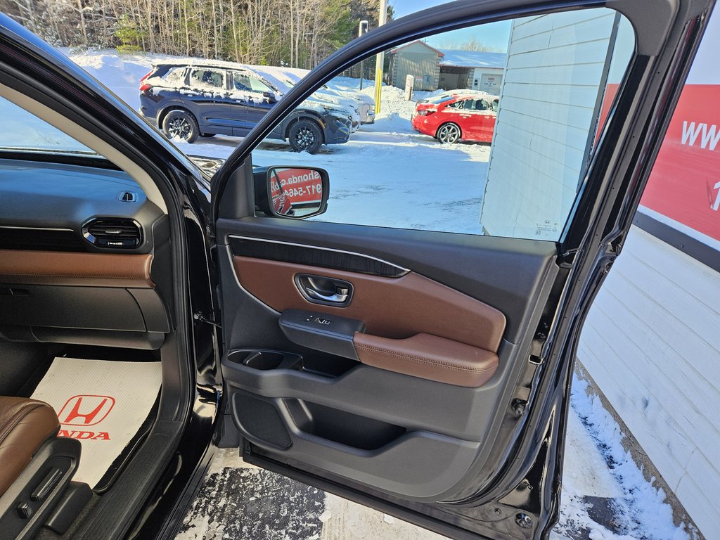 Honda PILOT Touring, Keyless entry, remote start, backup camer 2023 à Kentville, Nouvelle-Écosse - 25 - w1024h768px