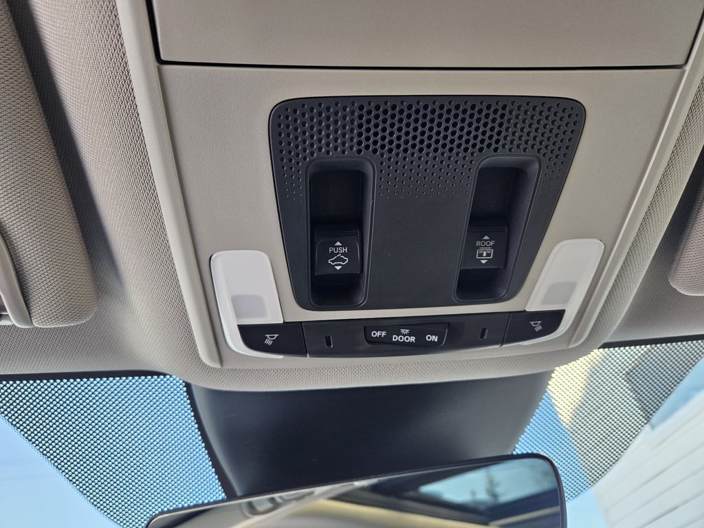 Honda PILOT Touring, Keyless entry, remote start, backup camer 2023 à Kentville, Nouvelle-Écosse - 13 - w1024h768px