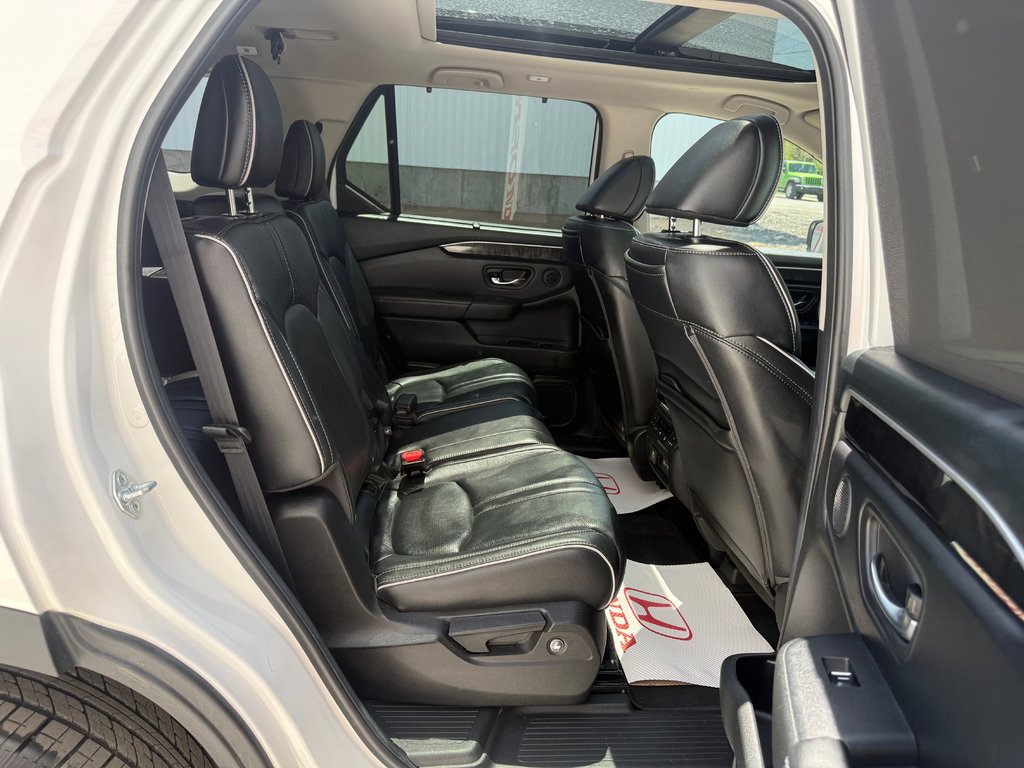 2023 Honda PILOT Touring, keyless entry, backup camera, Bluetooth in COLDBROOK, Nova Scotia - 18 - w1024h768px