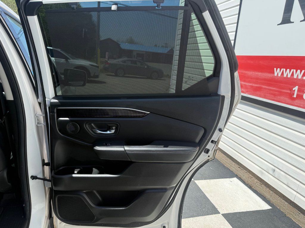 2023 Honda PILOT Touring, keyless entry, backup camera, Bluetooth in COLDBROOK, Nova Scotia - 17 - w1024h768px