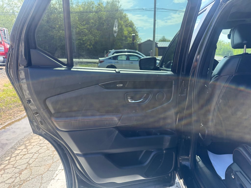 2023 Honda PILOT TrailSport, keyless entry, backup camera, Bluetoot in Kentville, Nova Scotia - 14 - w1024h768px