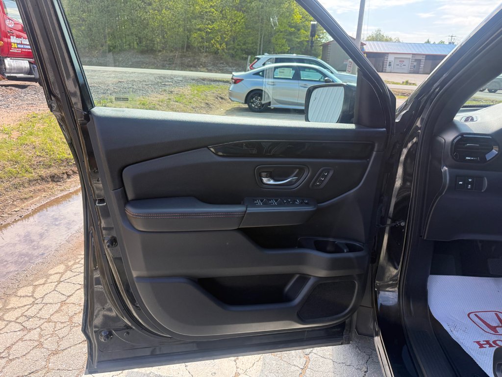 2023 Honda PILOT TrailSport, keyless entry, backup camera, Bluetoot in Kentville, Nova Scotia - 7 - w1024h768px